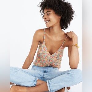 Madewell Silk Button-Down Cami in Prairie
Blossoms Size 6